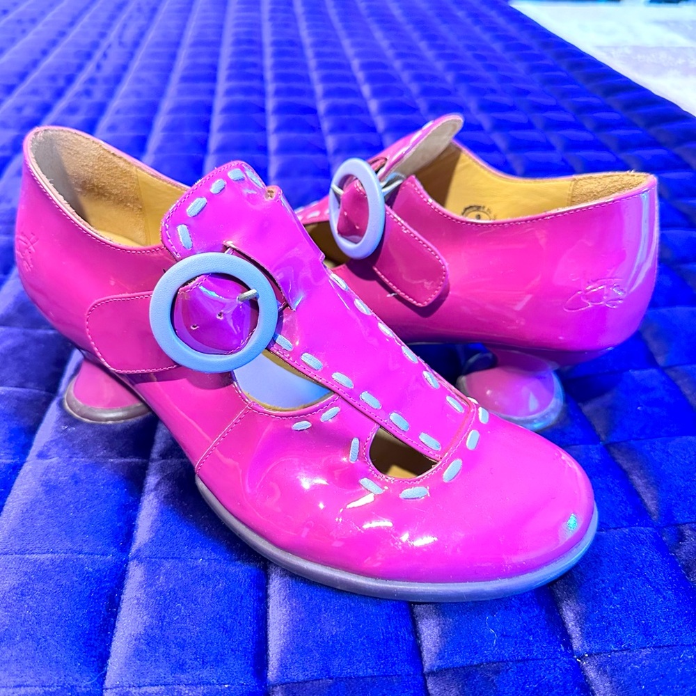 Fluevog Enneagram Enthusiast Vintage T-Strap Heel in Purple Patent